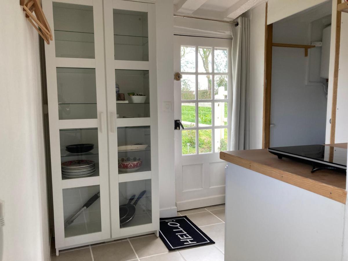 Vila Tiny House Du Haras Cour Lozey Sainte-Marguerite-des-Loges Exteriér fotografie